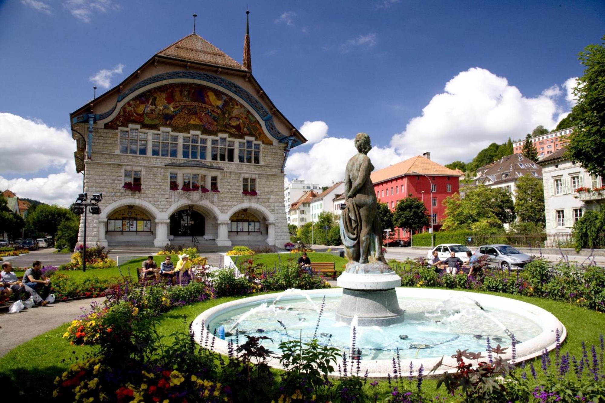 Hotel Des Trois Rois Le Locle Buitenkant foto